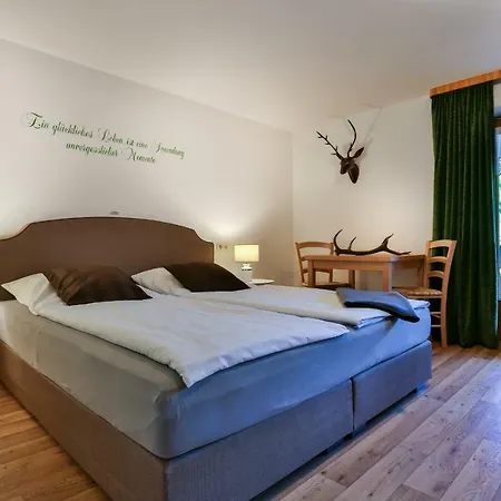 Alpenferienwohnungen Wiesenlehen Апартаменты